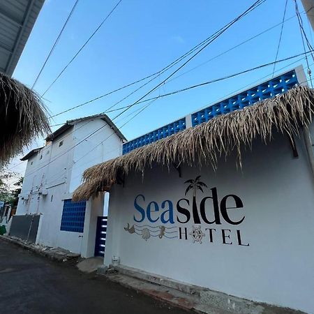 Seaside Hotel ギリ・トラワンガン エクステリア 写真
